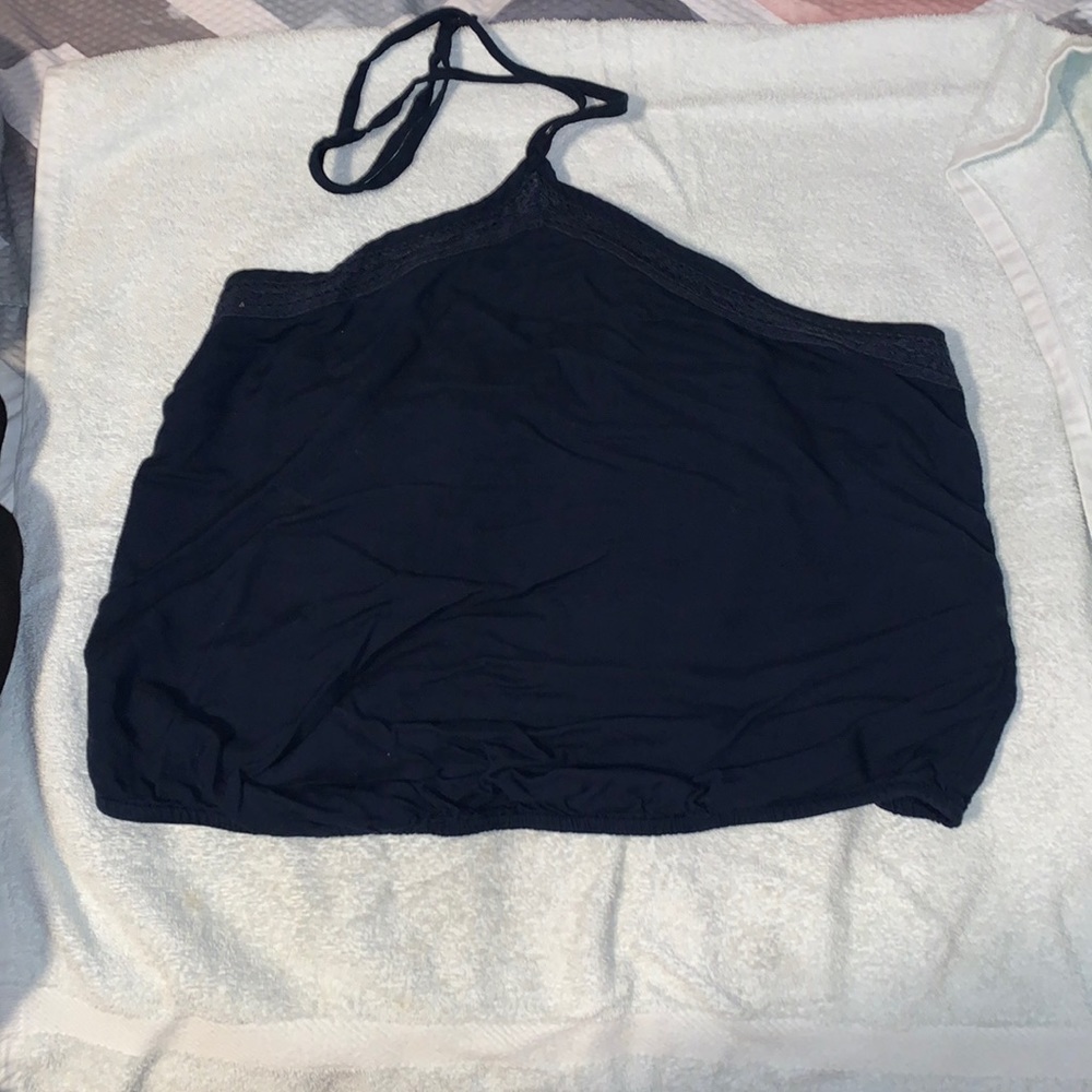 Hollister women crop top; size: medium (3 for $10 DEAL)
